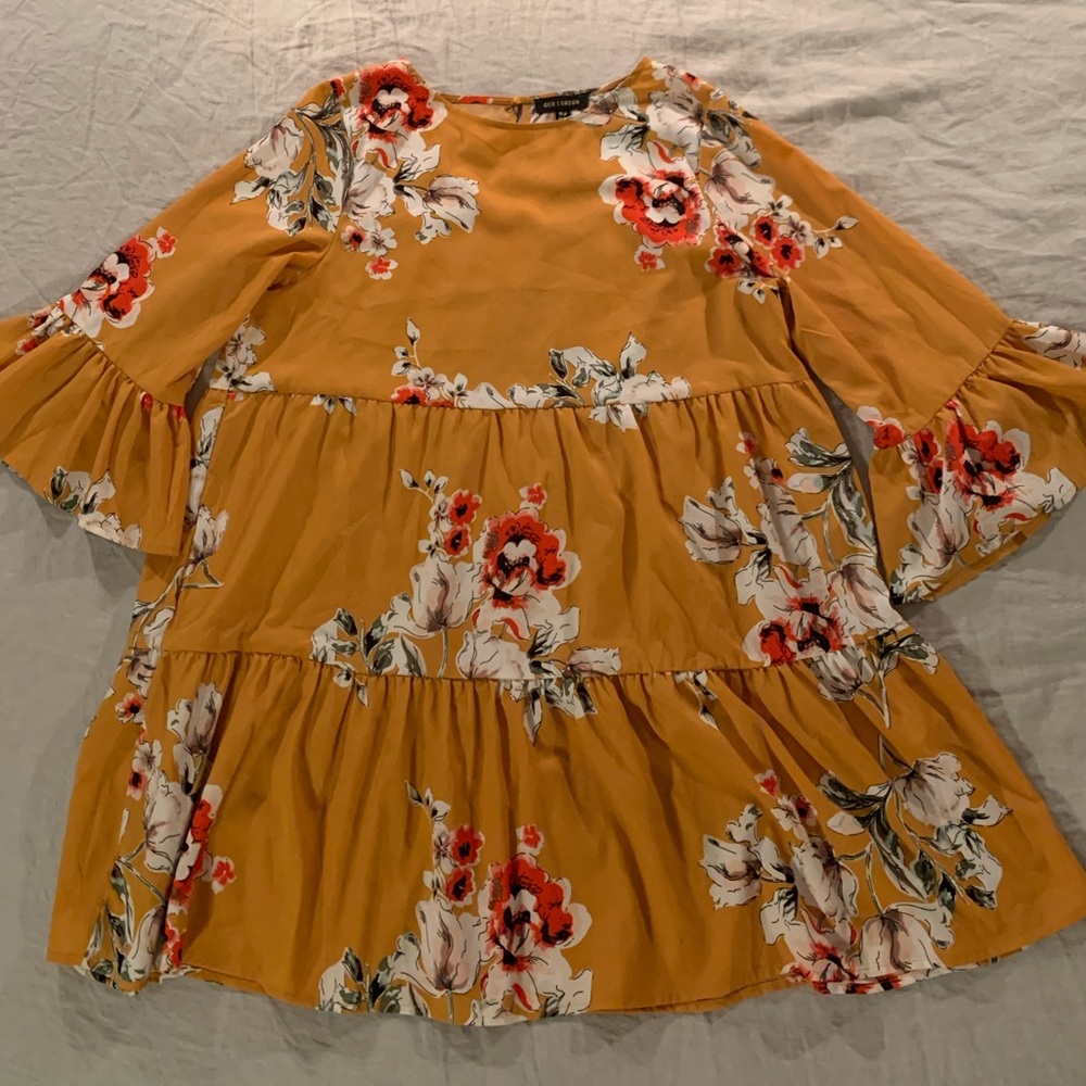 LONG SLEEVED TIERED SWING DRESS